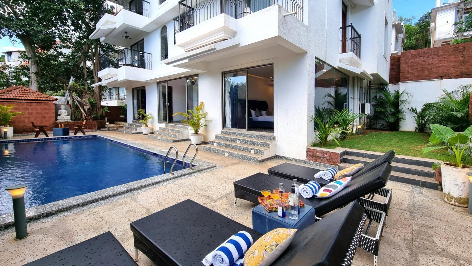 Casa Pallazzo Luxury - 10bhk Private Pool *