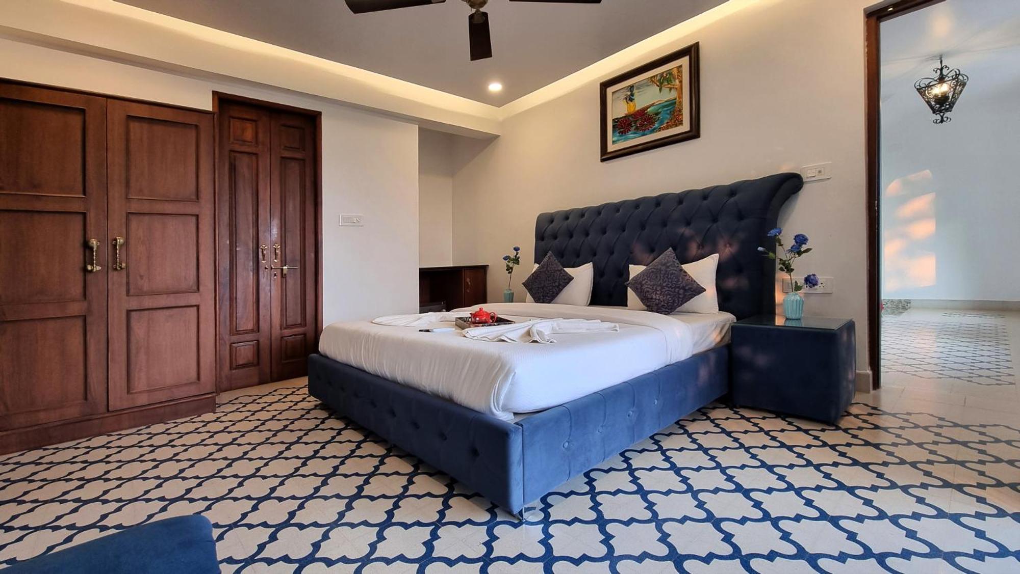 Casa Pallazzo Luxury - 10bhk Private Pool Villa Baga