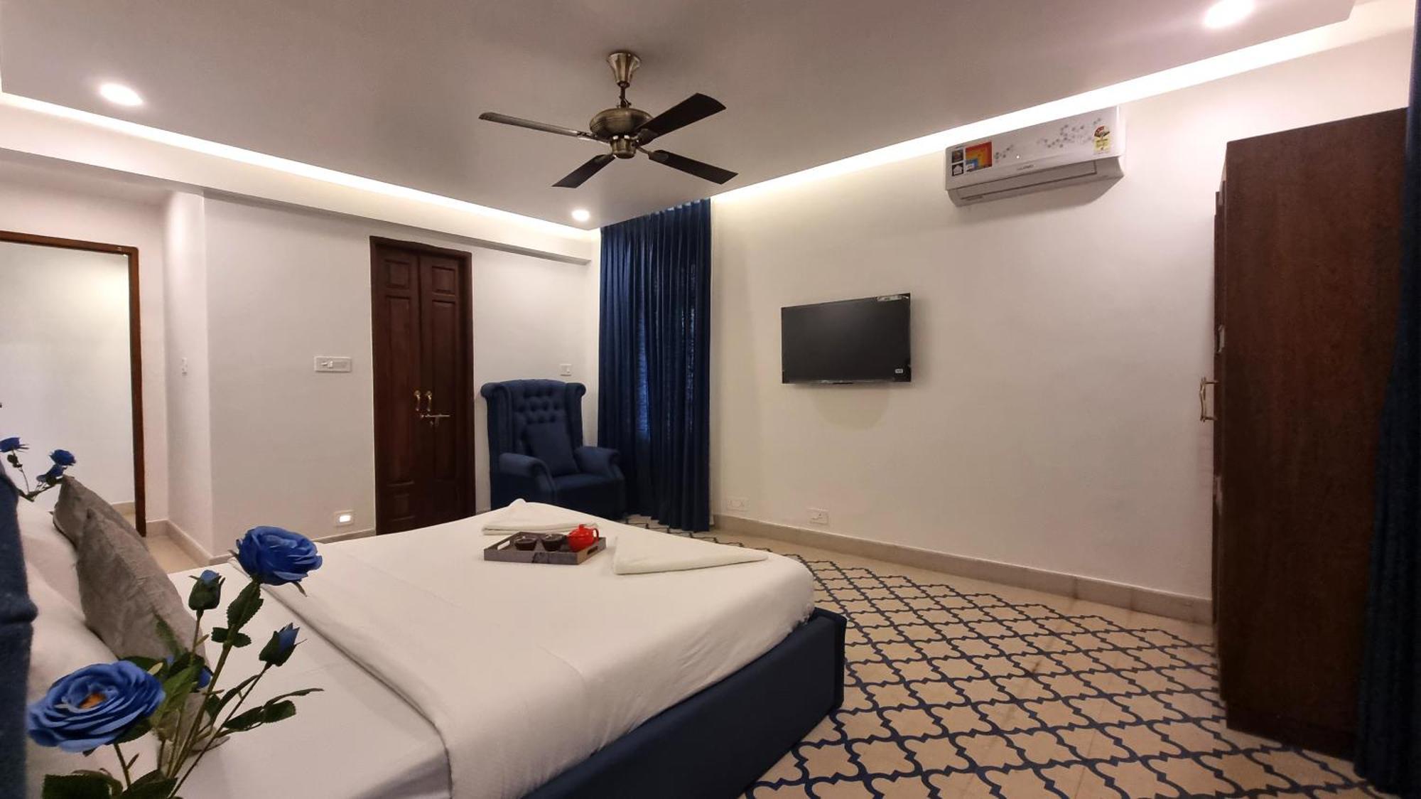 Casa Pallazzo Luxury - 10bhk Private Pool Villa